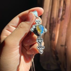 925 Labradorite Cross Pendant✨